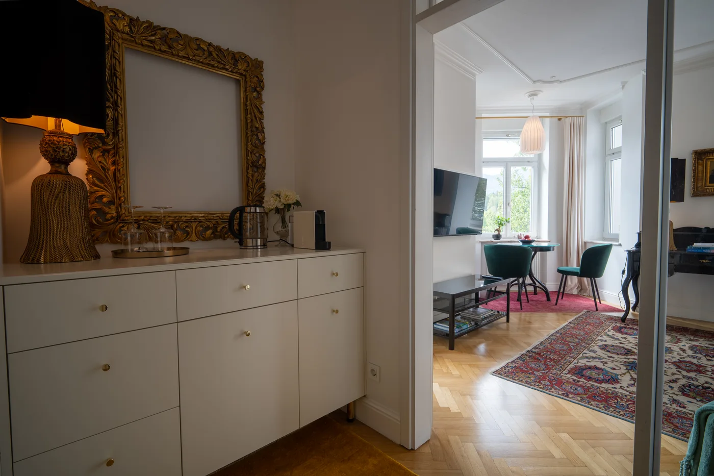 Entry and coffee facilities in the Deluxe Suite