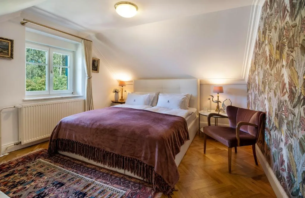 Second bedroom in the Superior Suite with Lake View